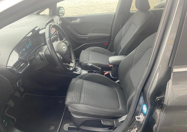 Ford Fiesta cena 49900 przebieg: 69257, rok produkcji 2019 z Poznań małe 232